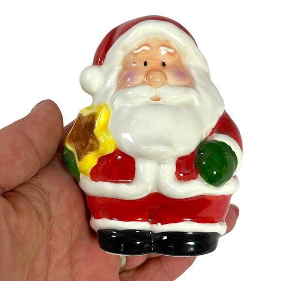 Vintage ceramic Santa salt & pepper shakers - Picture 3 of 14